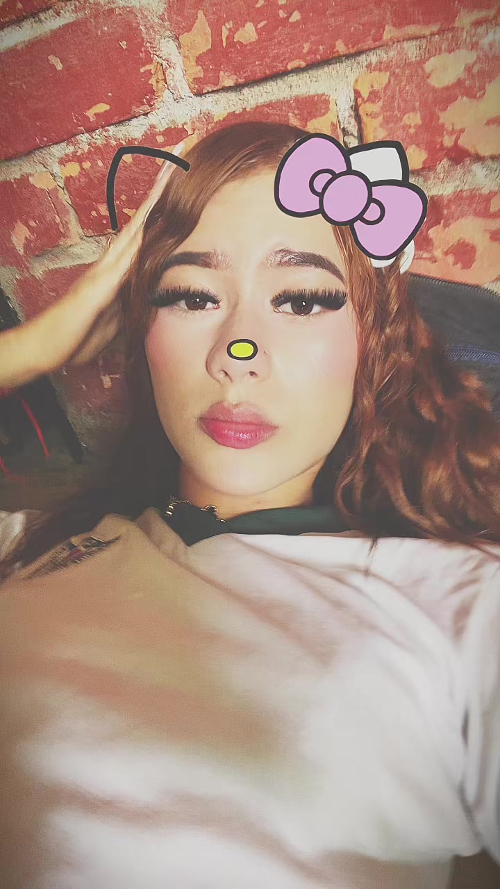 @Mila🍭.!
