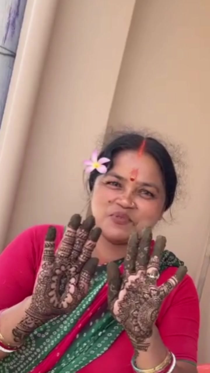 @Yadav_girl💫