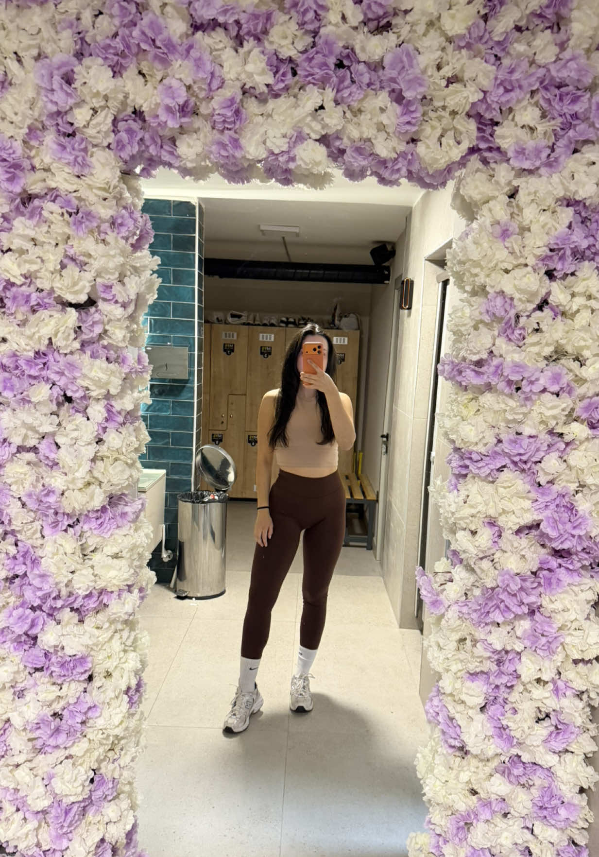@av.melolog