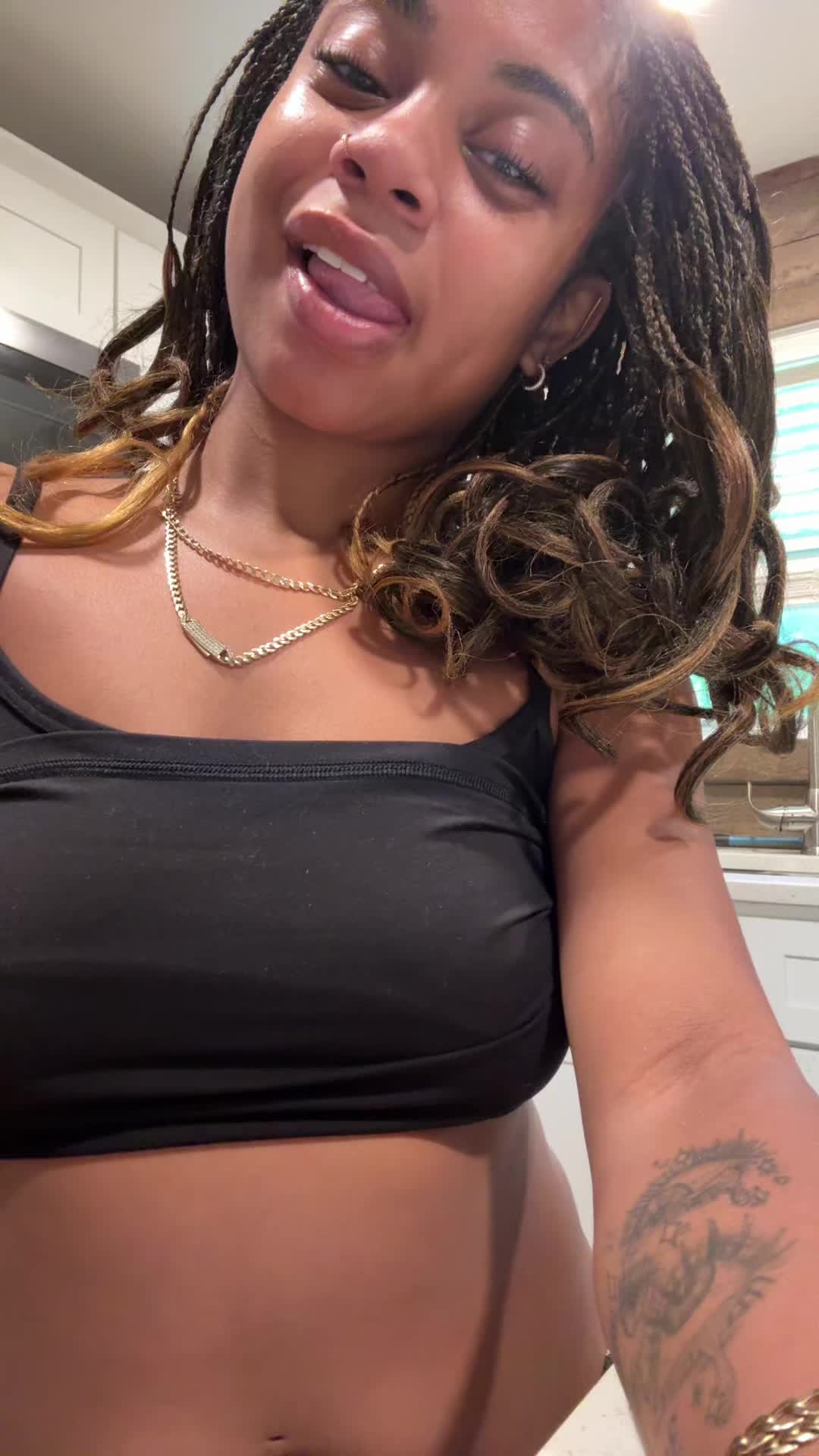 @Jada Cryztal