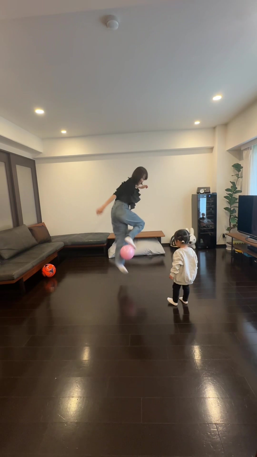 @鷲見 玲奈