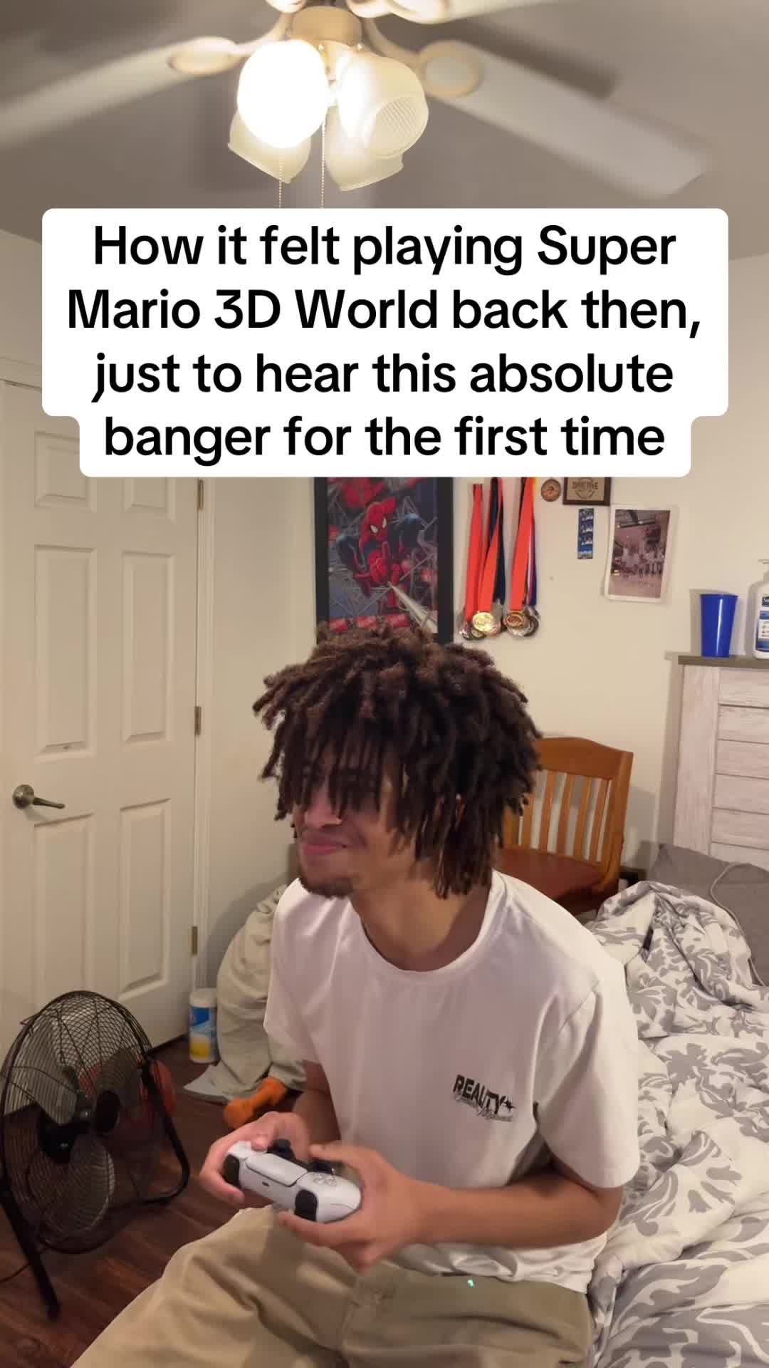@ITZZ$kovie