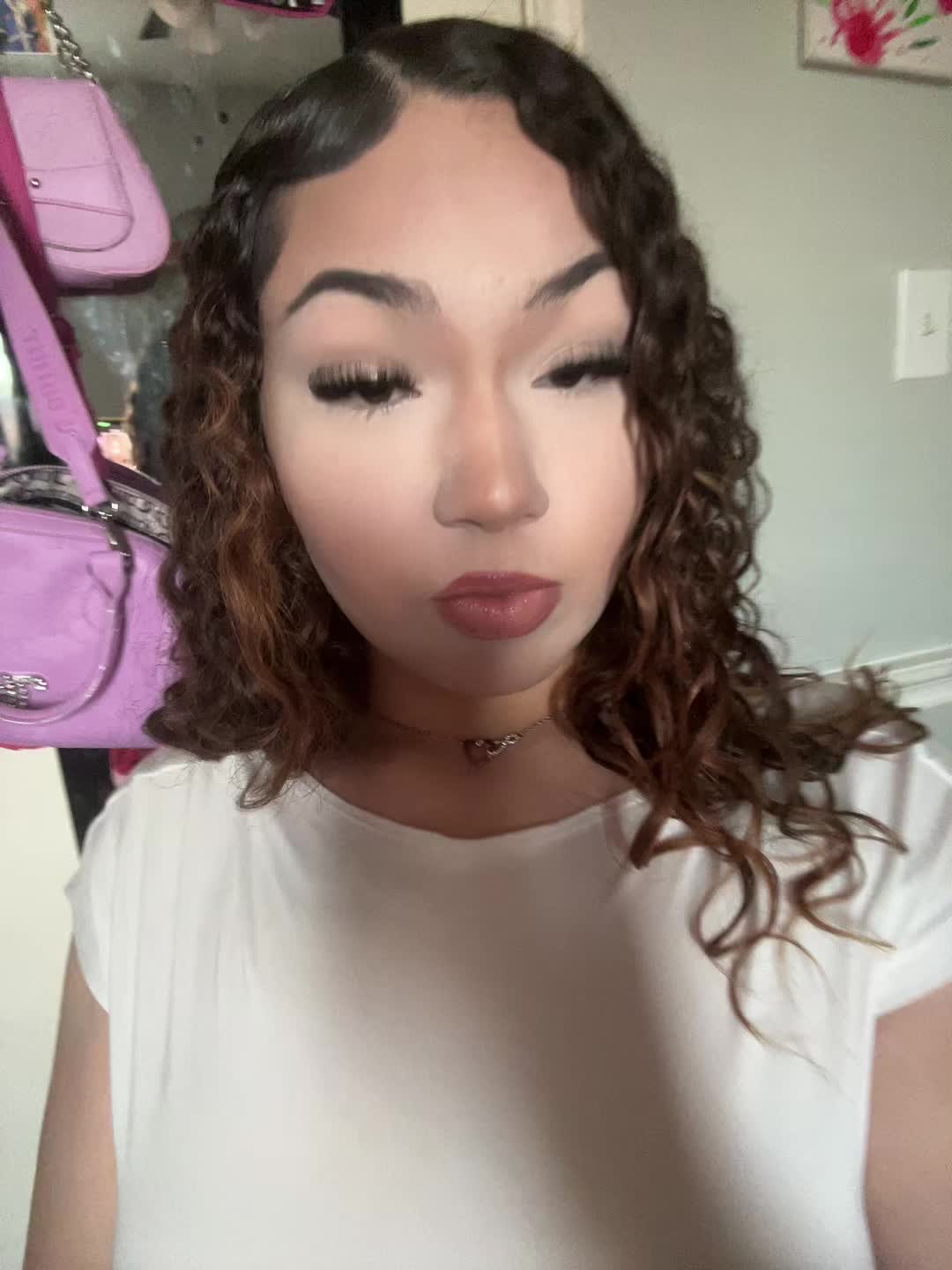 @ellamfwella