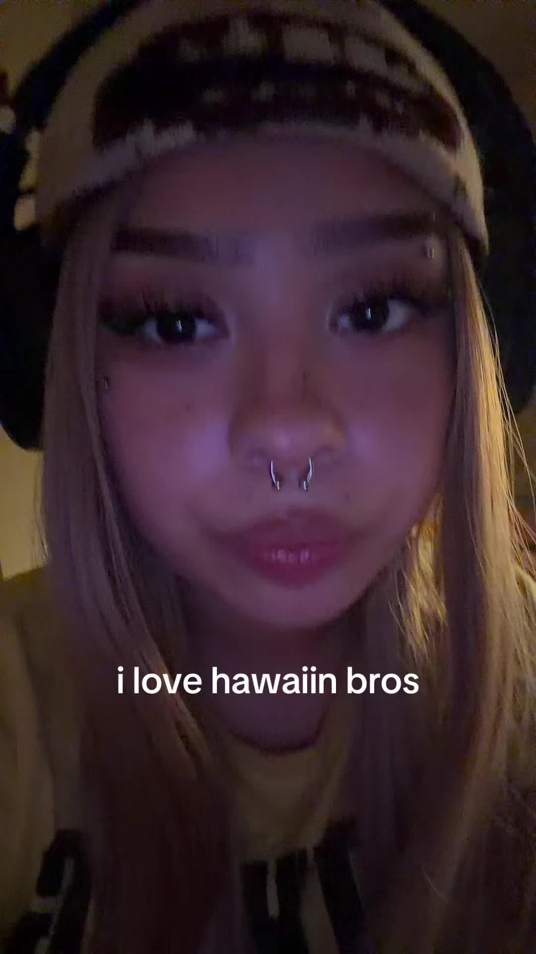 @vi