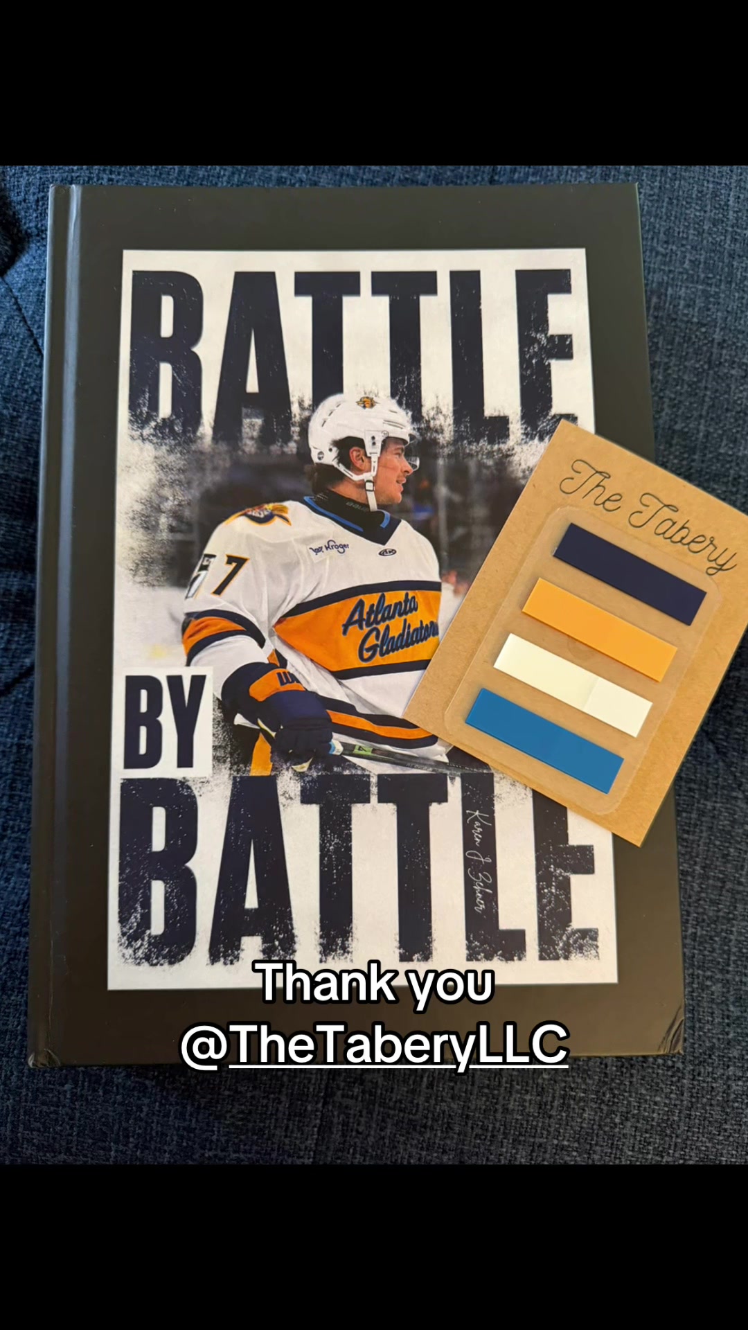 @tattooed_raven_reader📚🐦⬛🏒