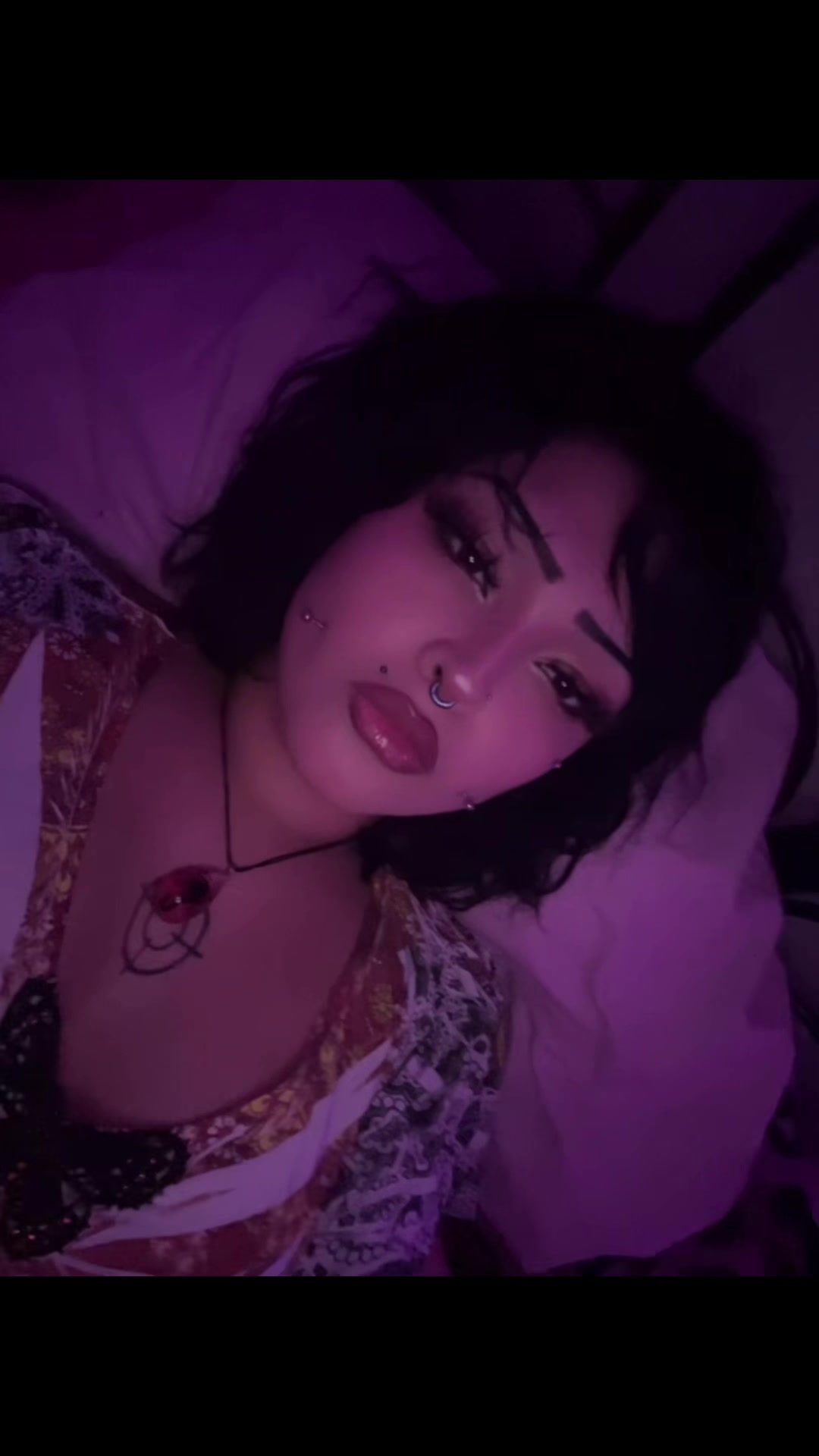 @neon