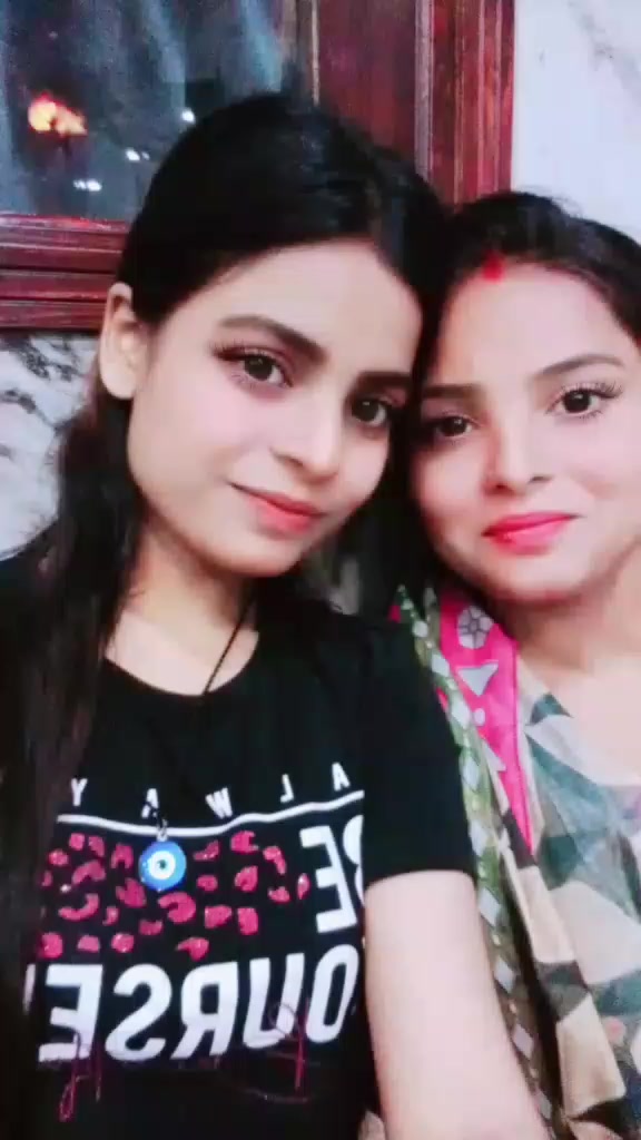 @aarushi❤️🌹🌎✨😘