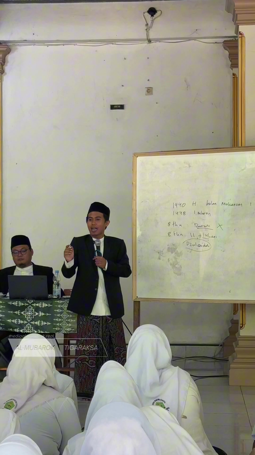 @mediaalmubarok.real_