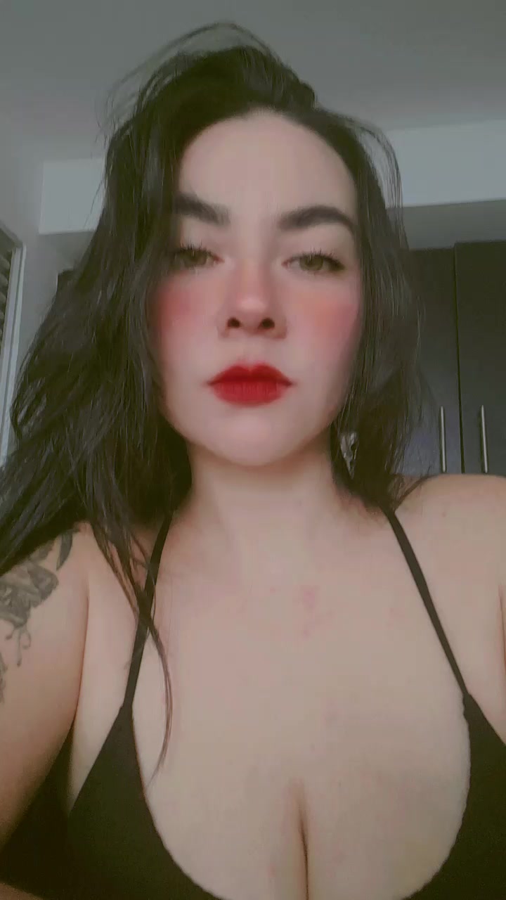 @laurita🤘💯