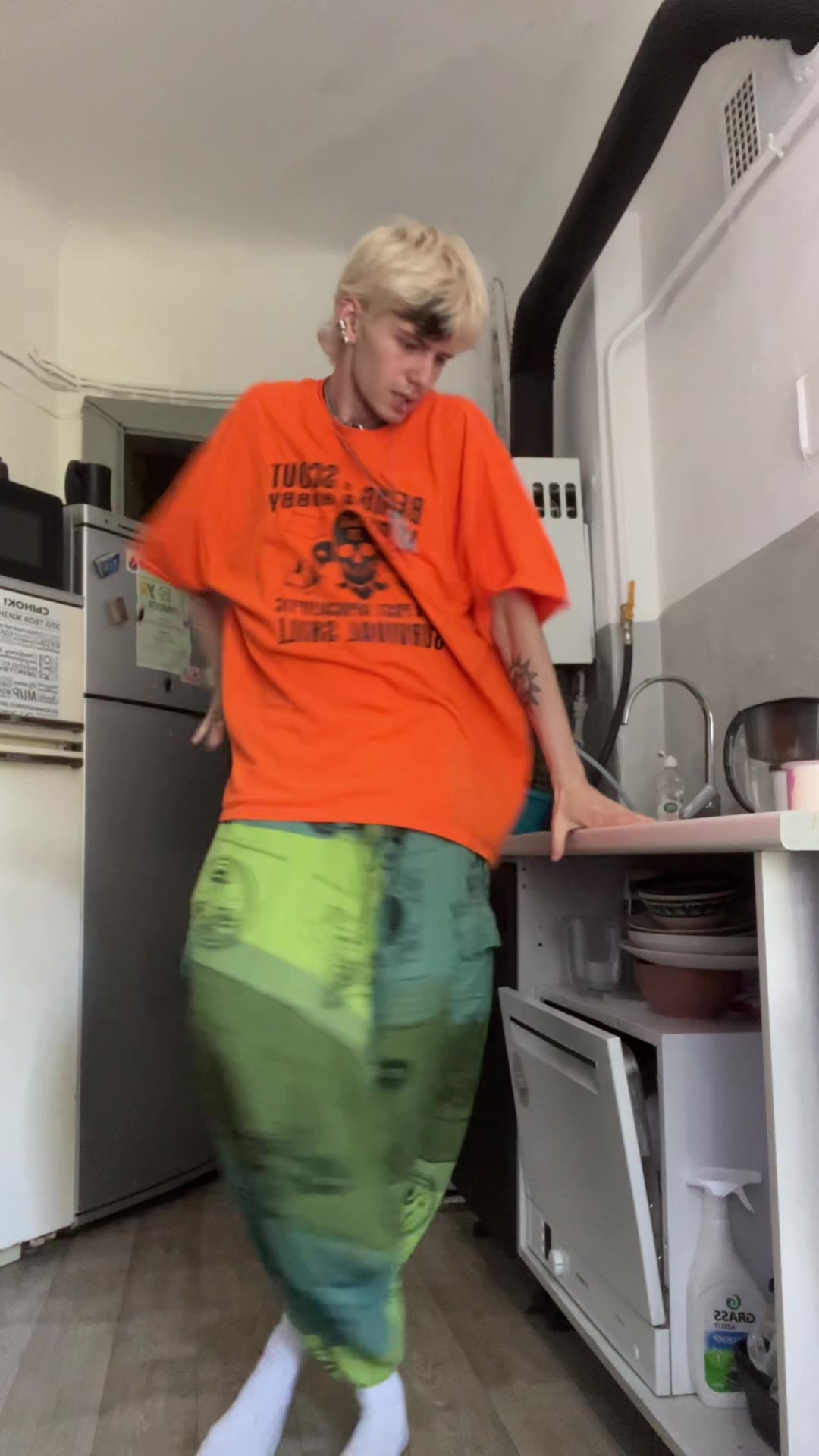 @honekss