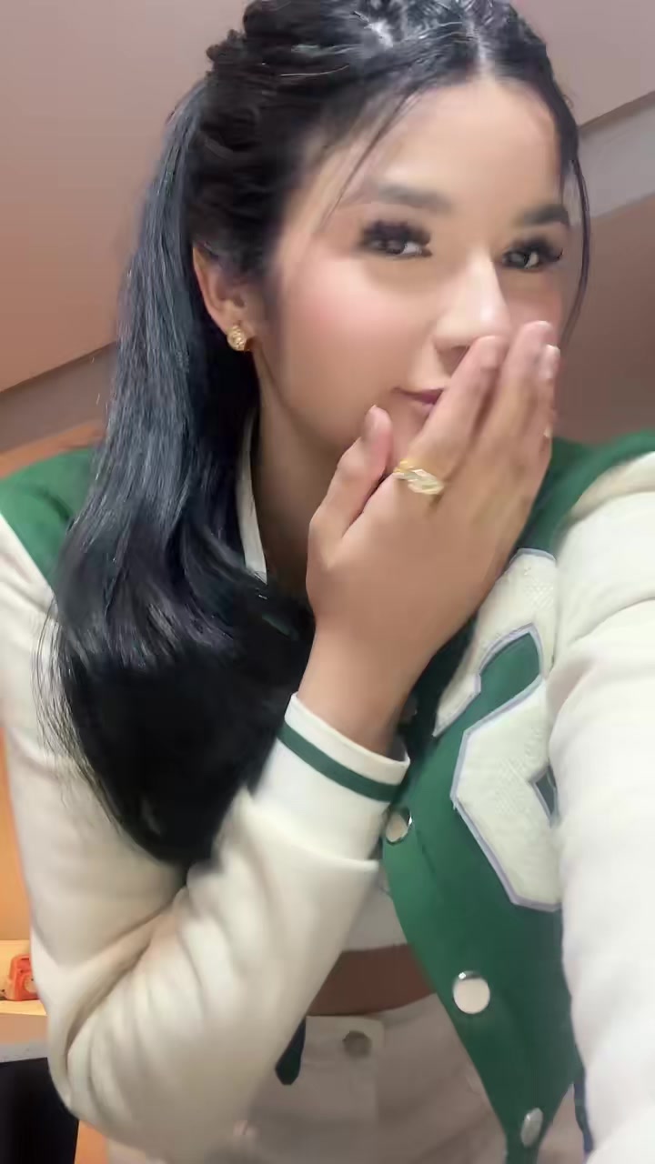 @Soy Victoria♡_G🐊💘