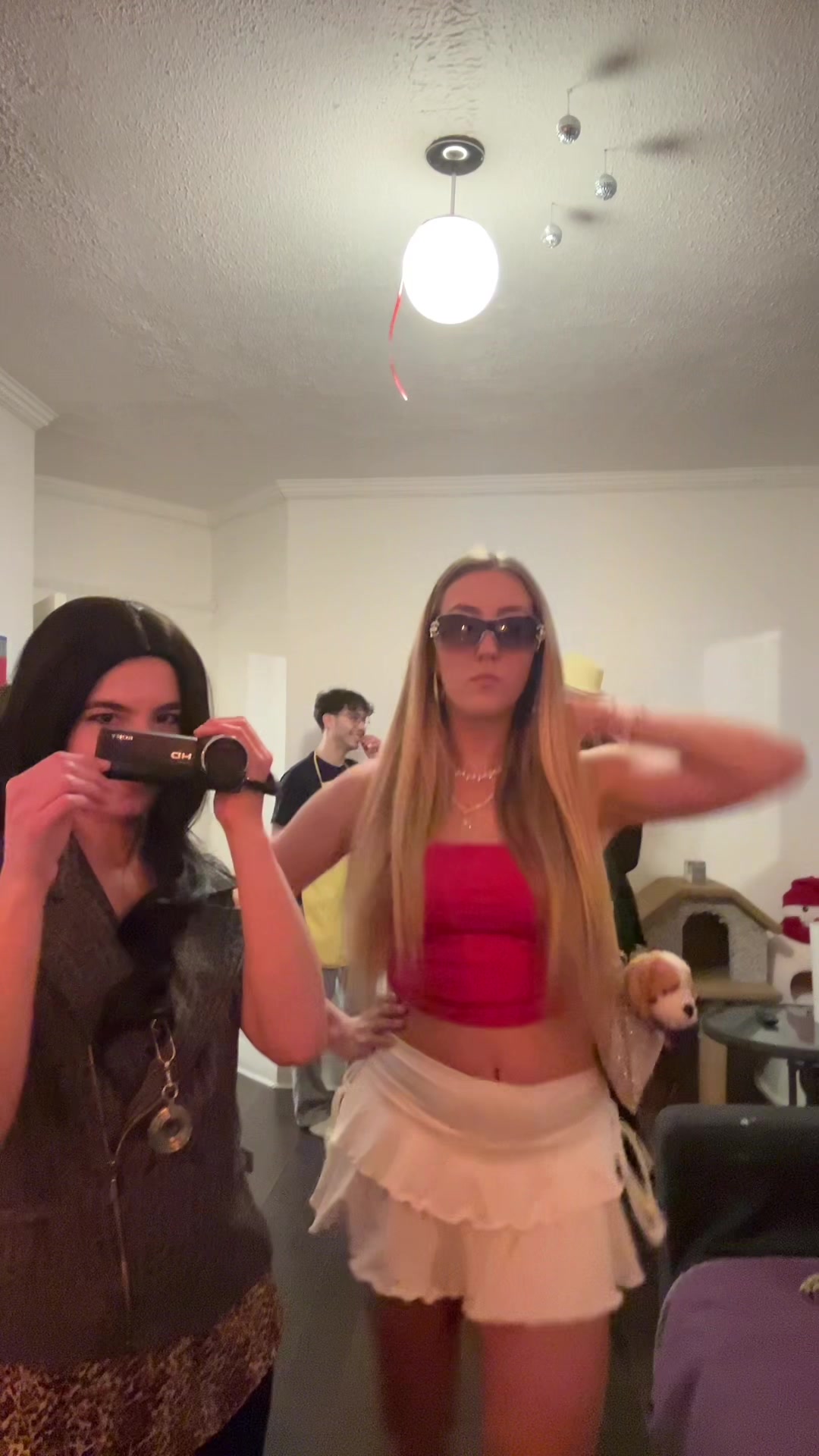 @&Eacute;milie