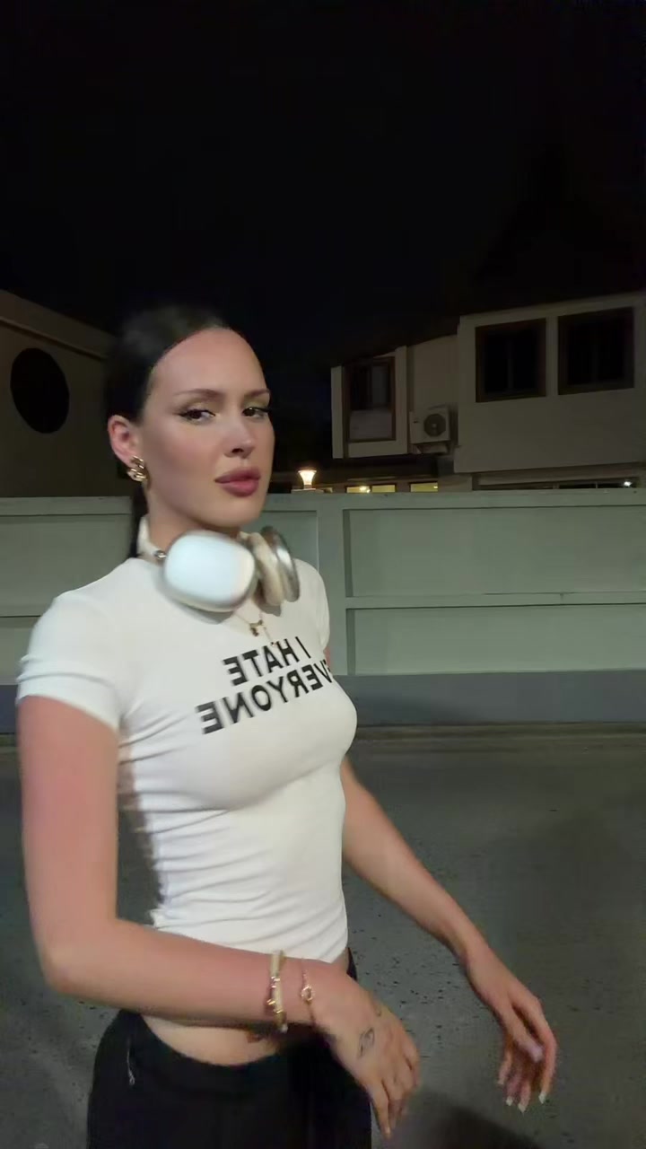 @холишутер