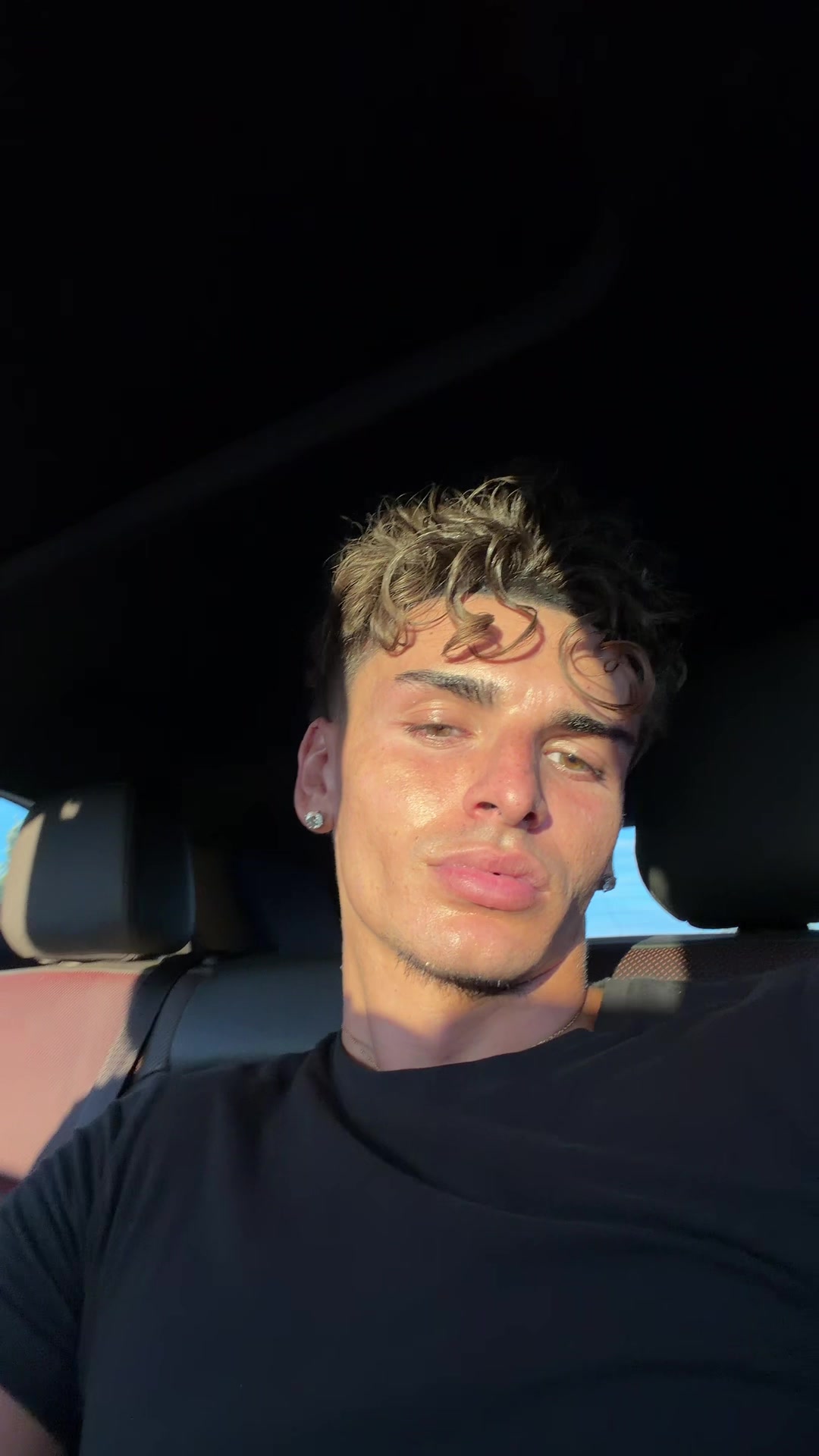 @chris.nikoo