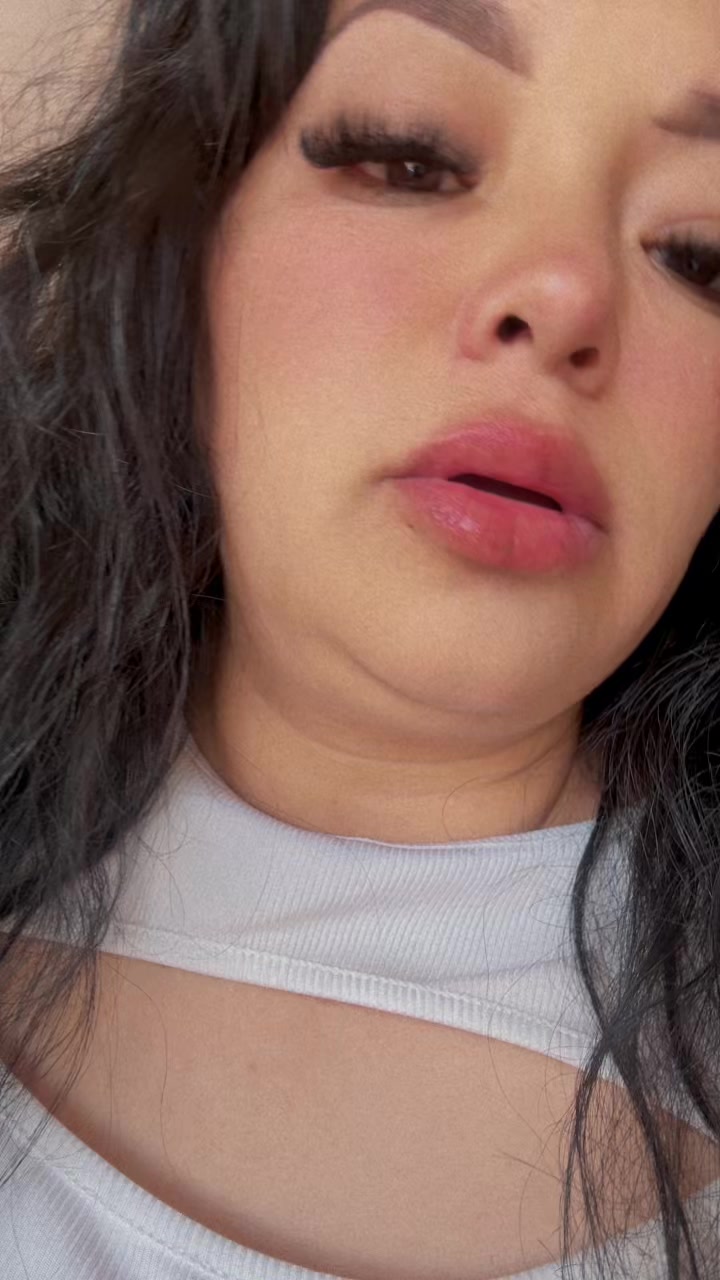 @Vickiie Enriquez