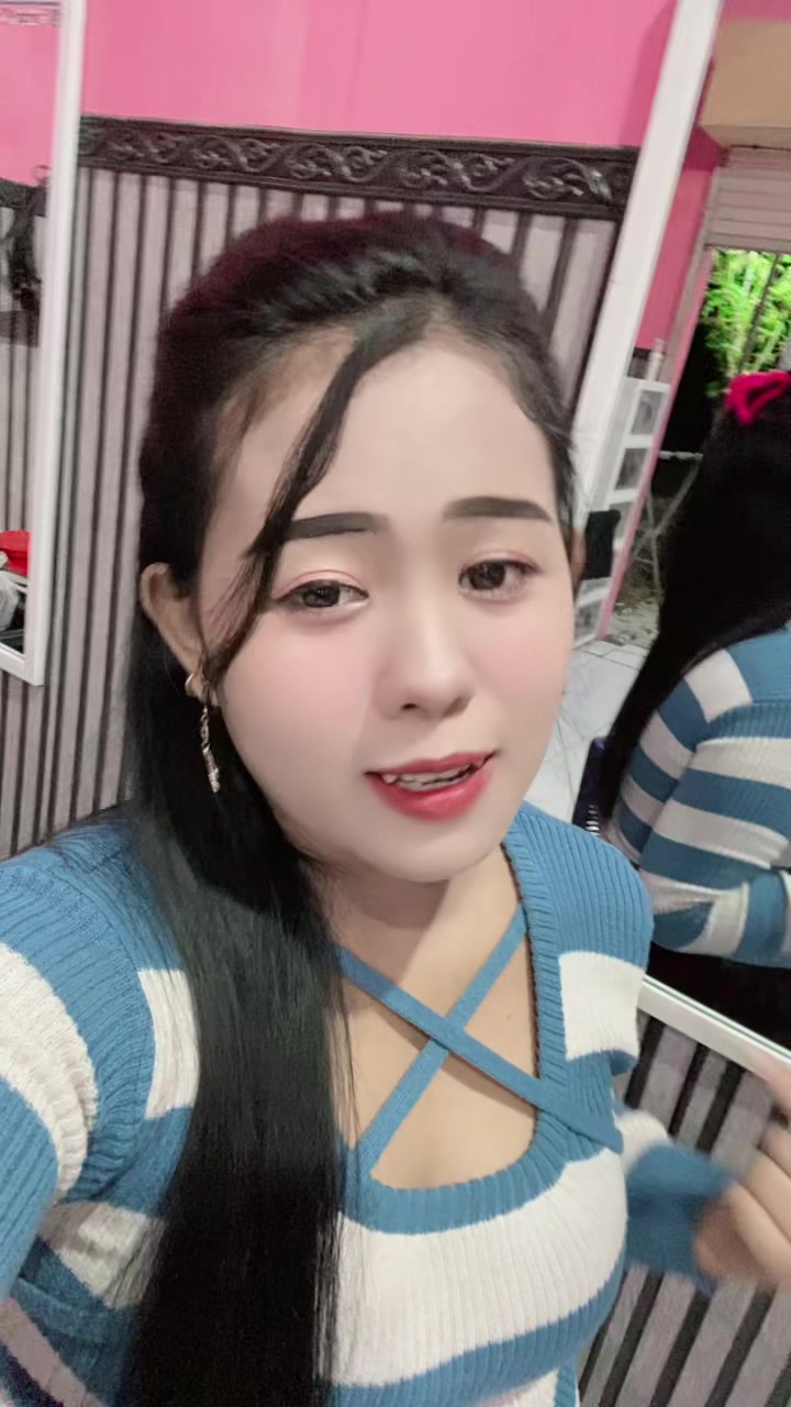 @SOFI SALON