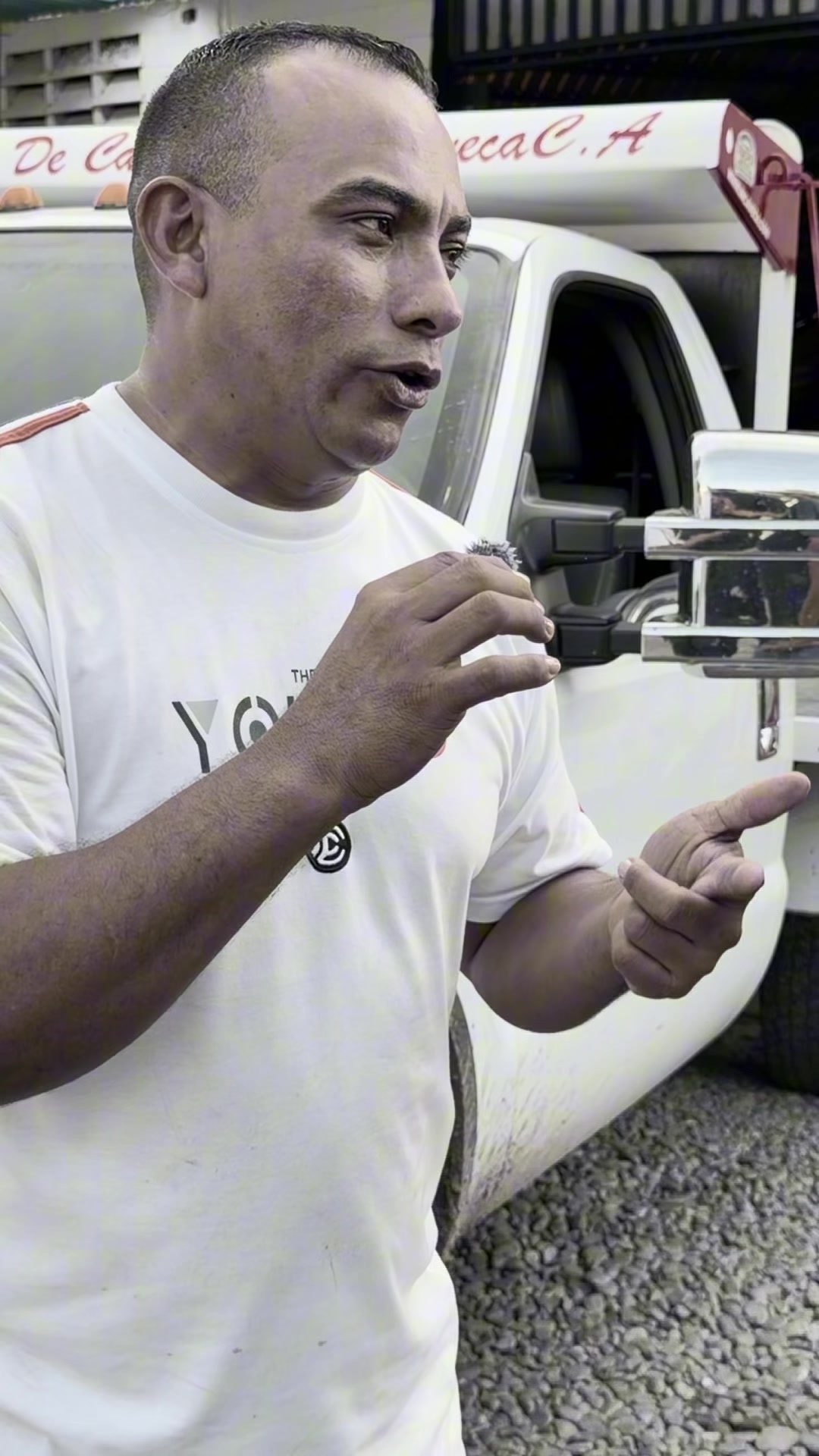 @V&iacute;ctor Aponte