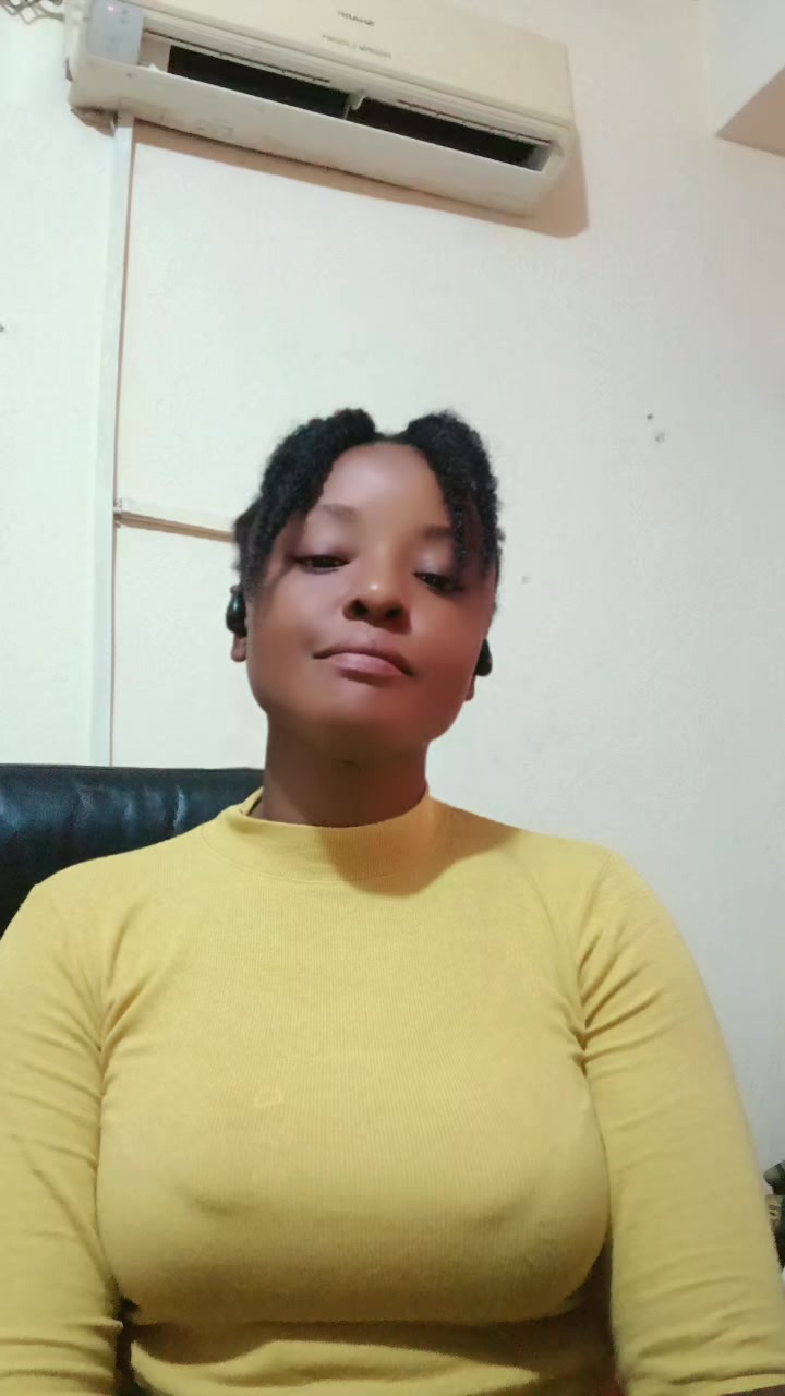 @Queen B_001
