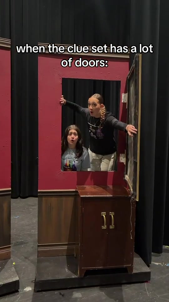 @Hinsdale South Drama Club 🐝