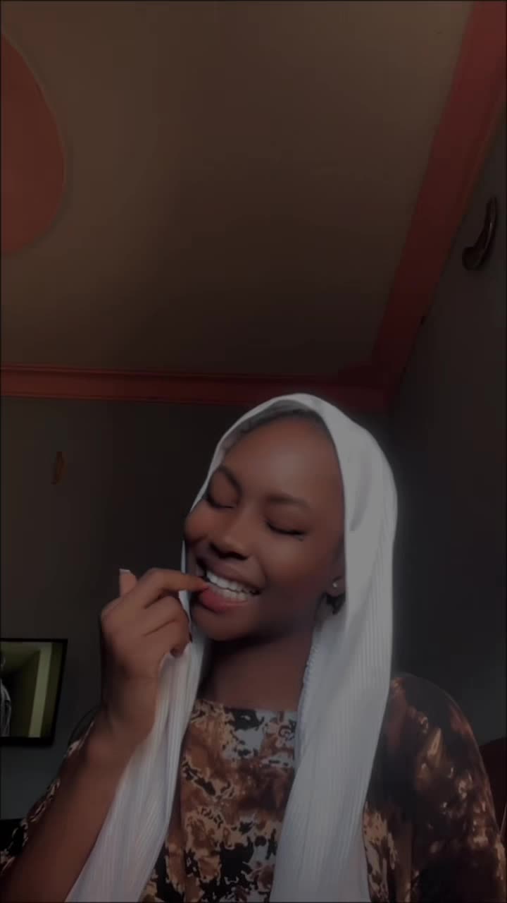 @Kia🦋💦