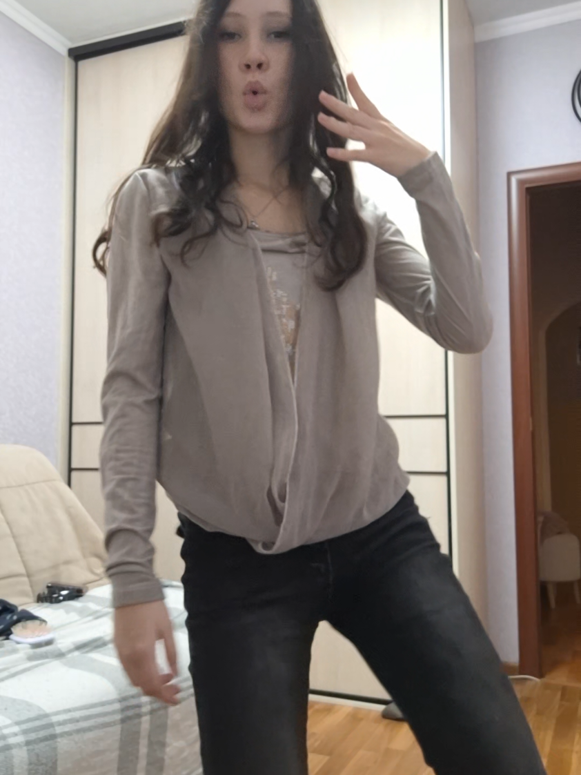 @sunnnyhole࣪ 𓏲ּ ᥫ᭡ ₊ ⊹ ˑ ִֶ 𓂃