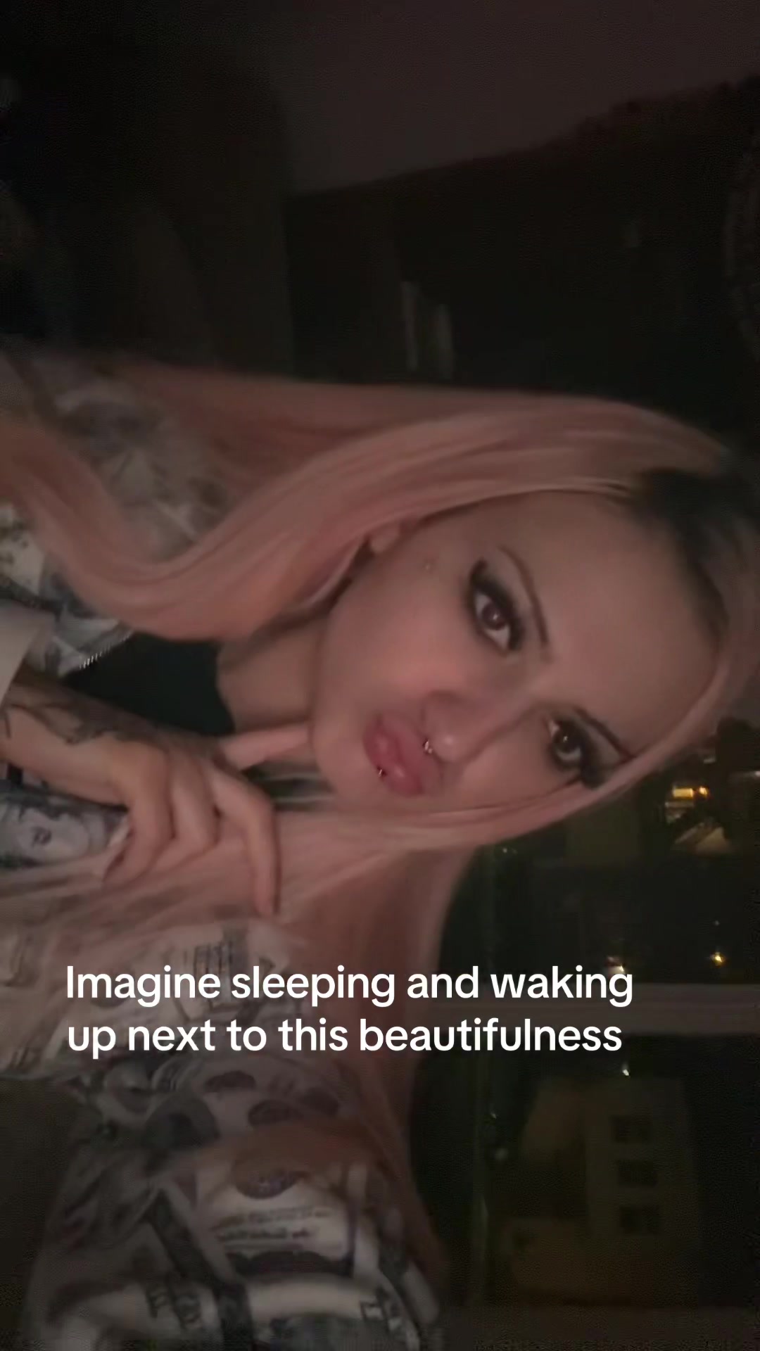 @elionathequeen_