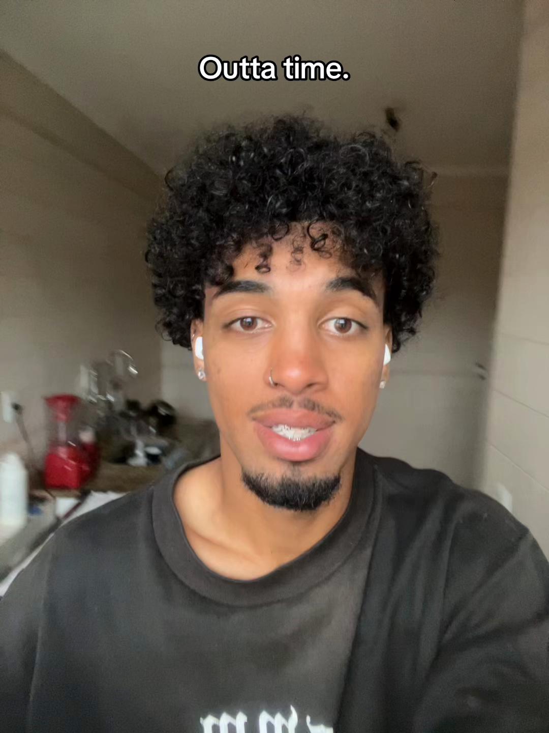@NIKITO