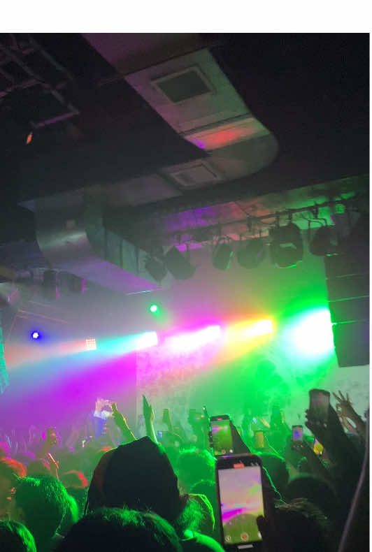 @𝘐𝘳𝘪𝘦 💽💋