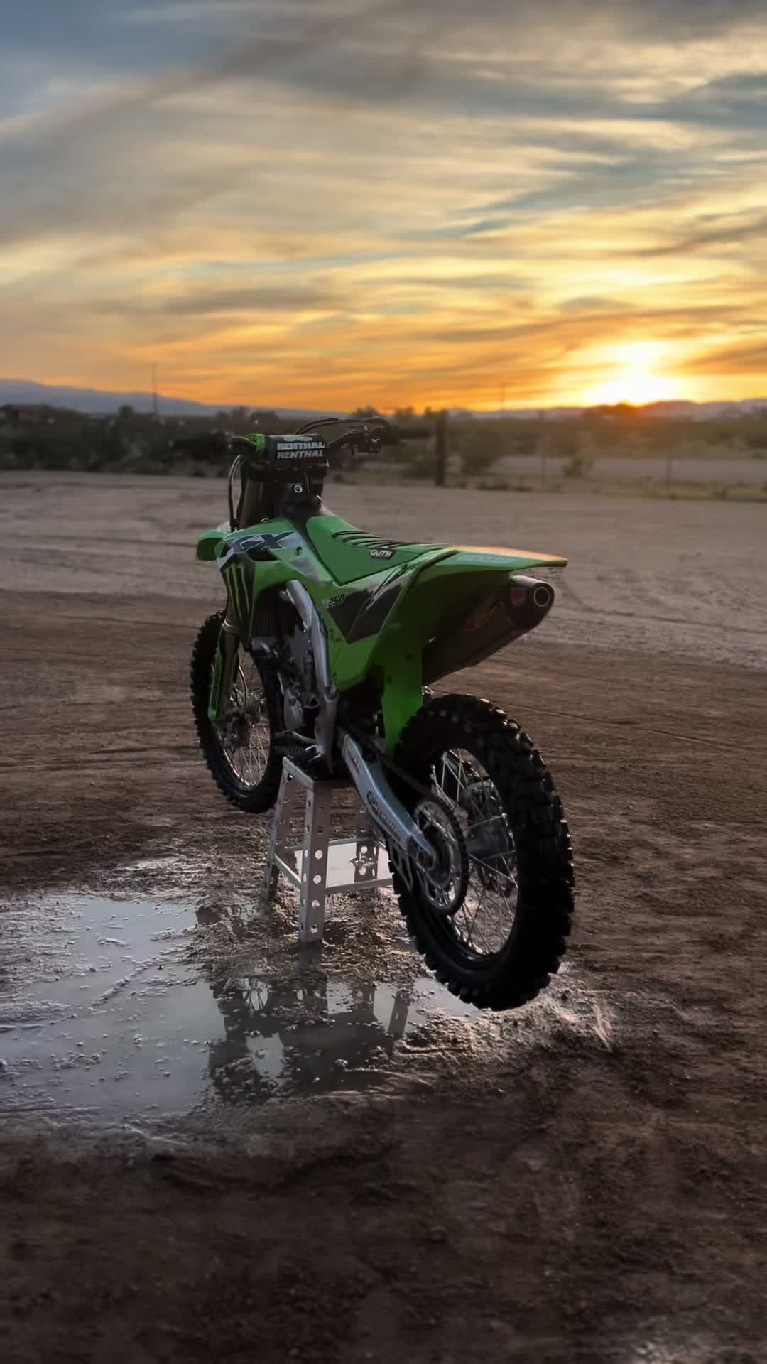 @austin2real_bylay_
