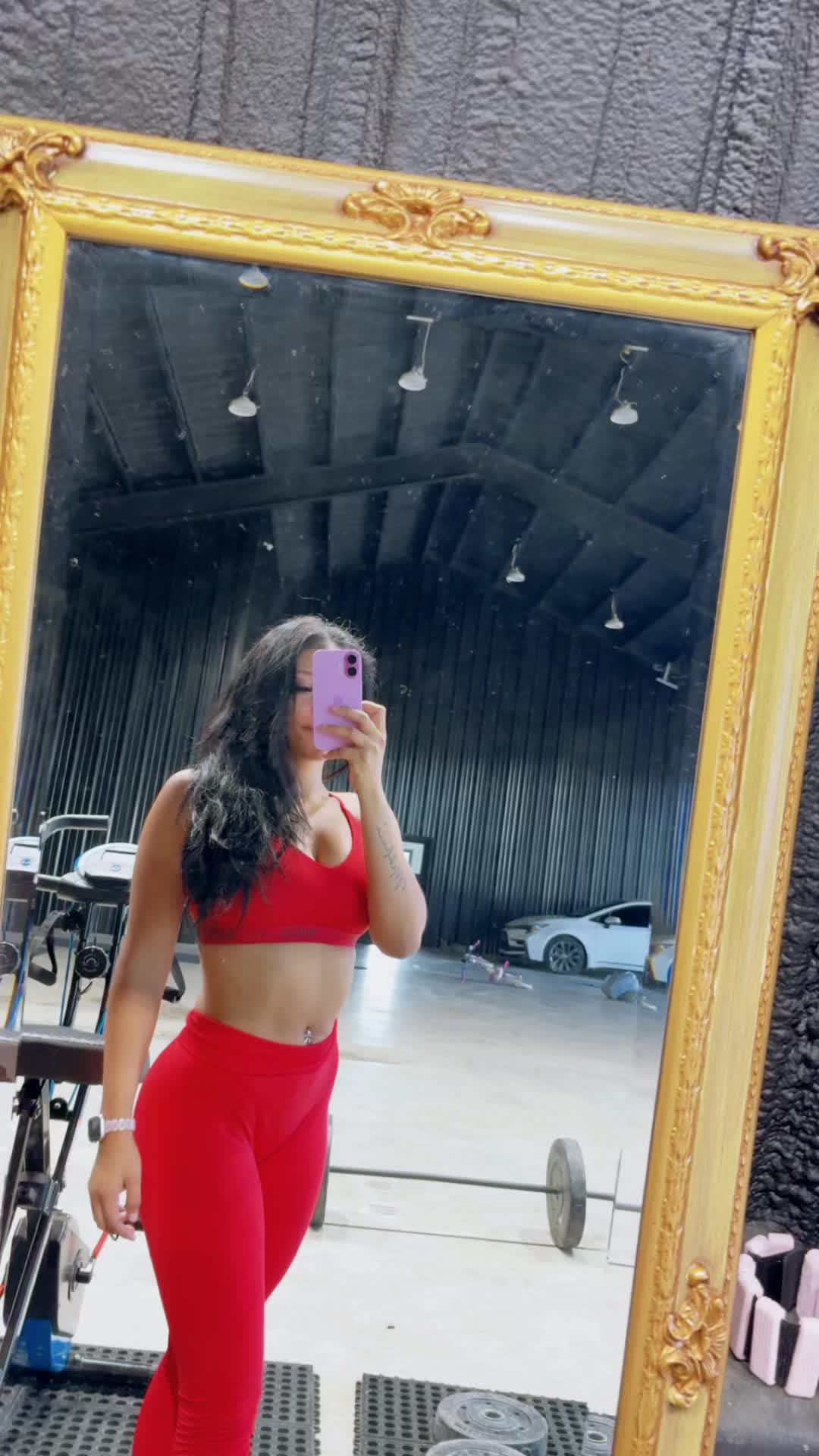 @thefitmommybod