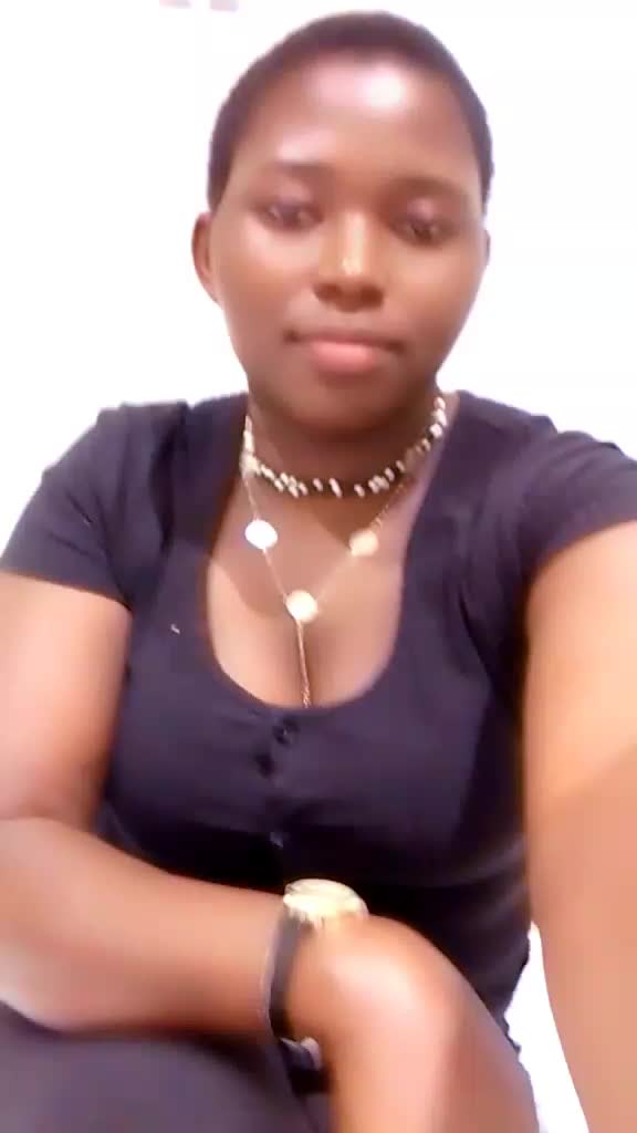 @baby queen 🇺🇬🎀🎀🎀🎀🎀🎀🎧