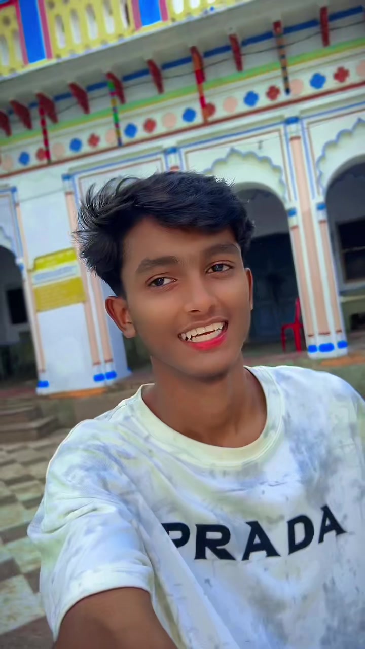 @MADHESI__XAURA