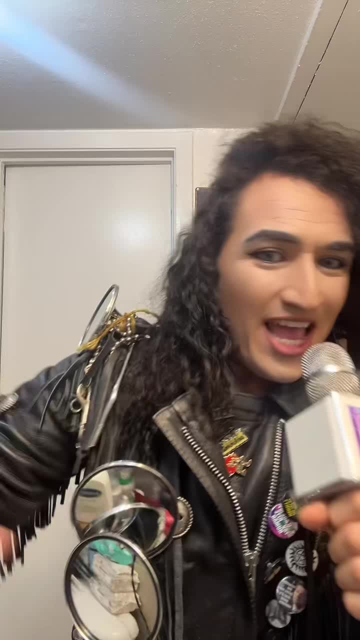 @Sánchez