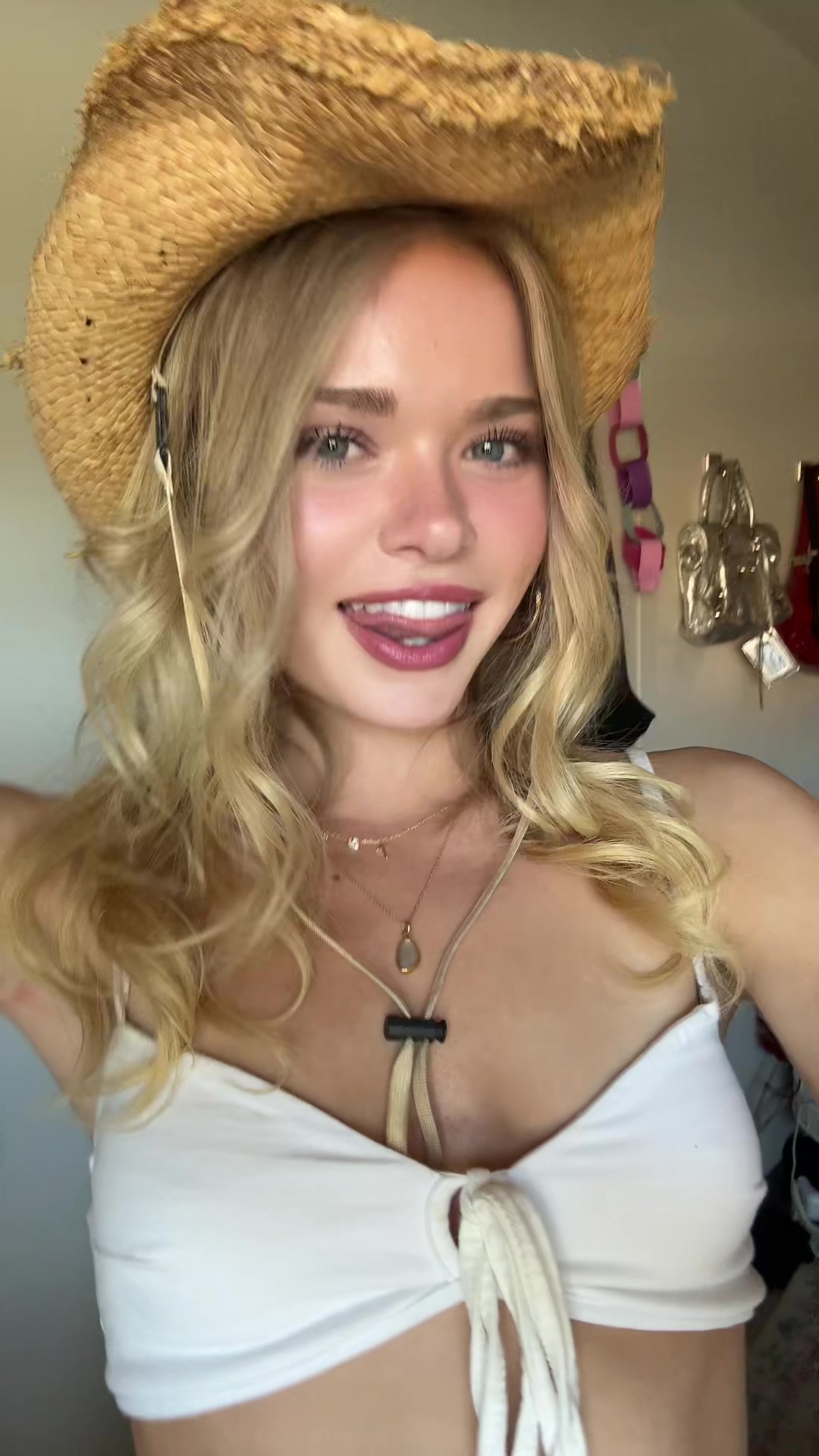 @maybe_madeleine
