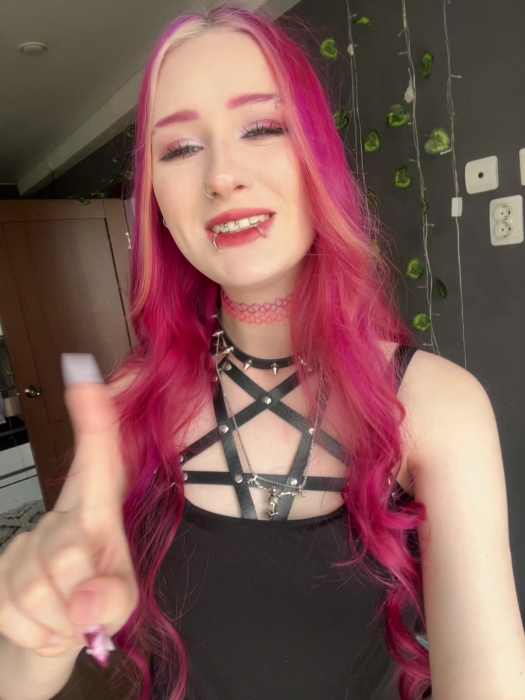 @anechkaa