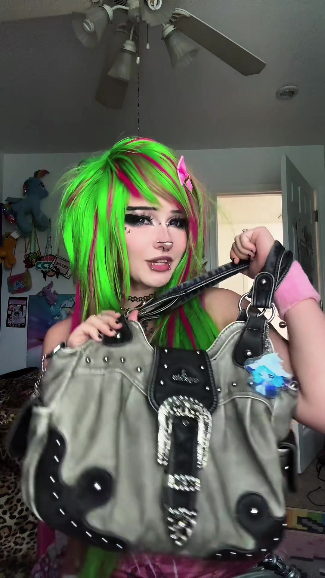 @xandrawrrr