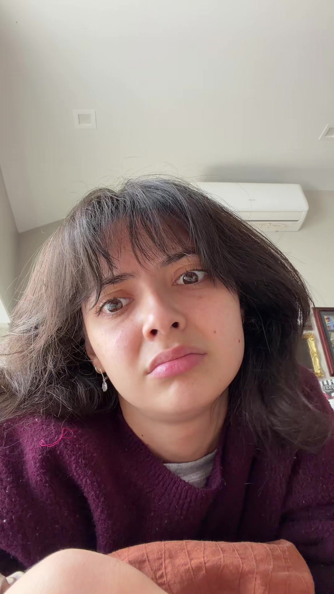 @bella