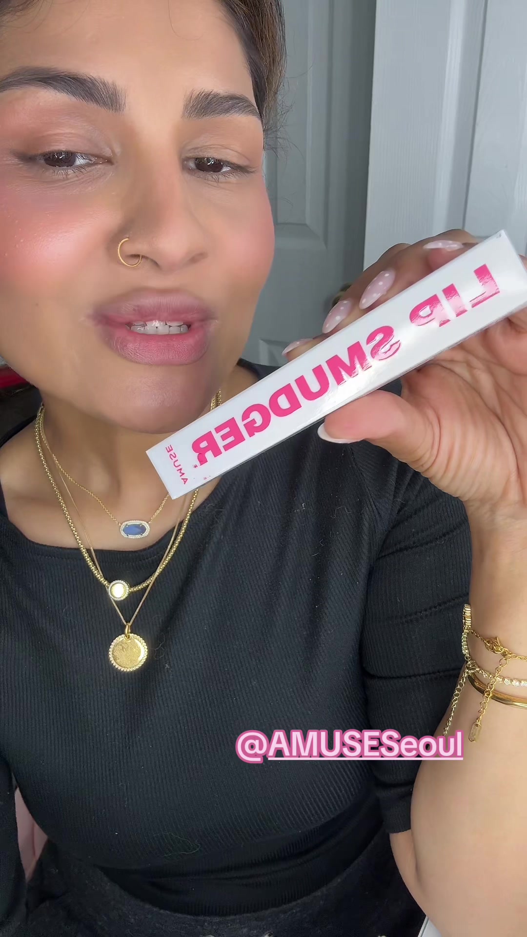@MakeupLaveena