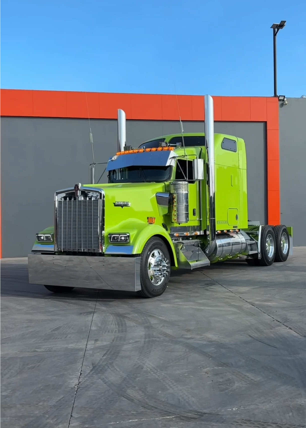 @TRUCKSALESDELNORTE