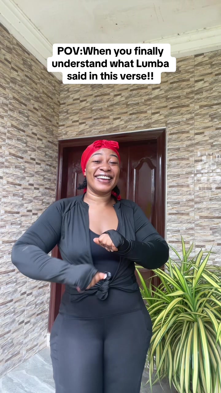 @ROBERTA ADJEIBEA🤎