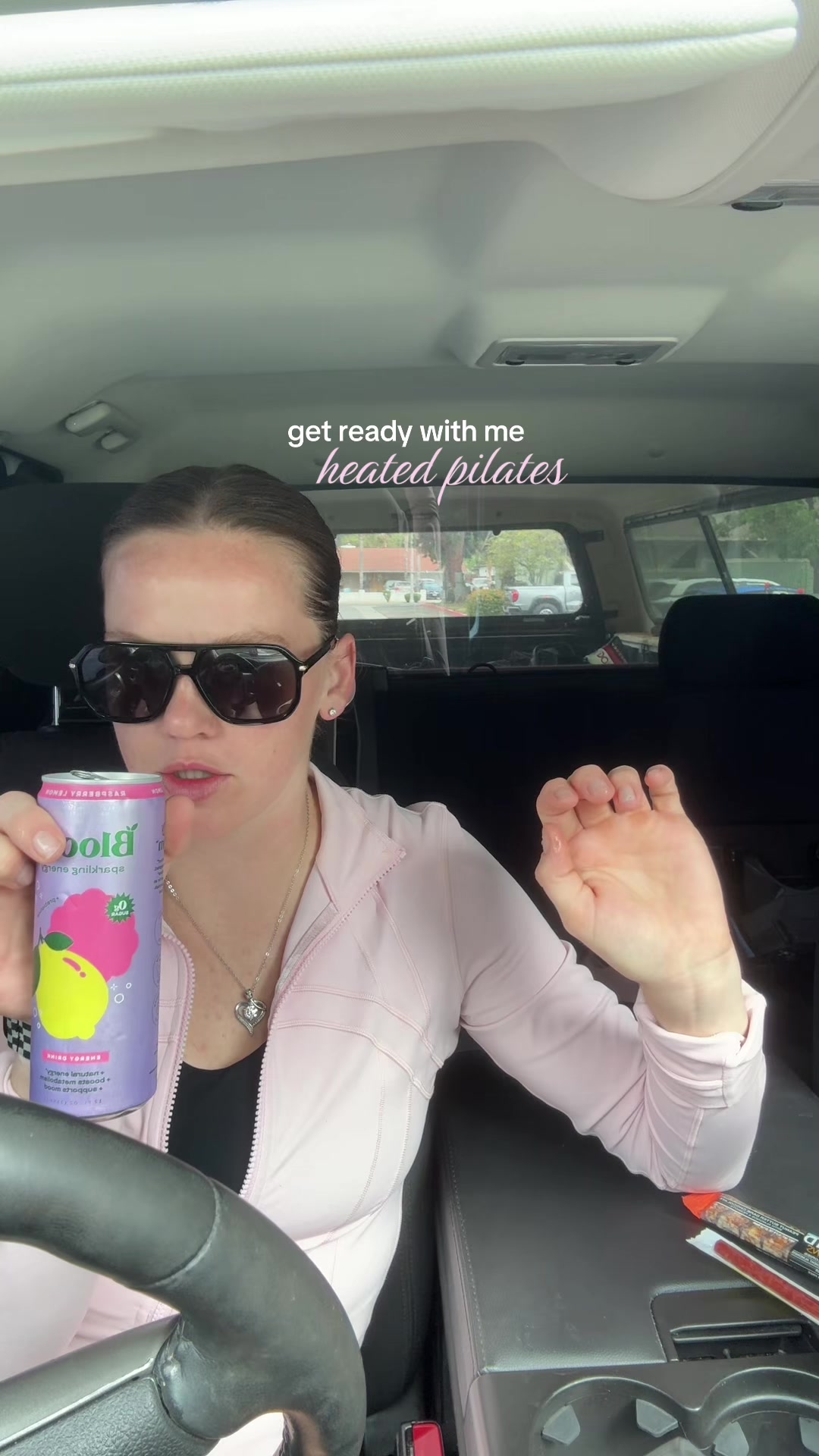 @Alyssa Golden | working mama