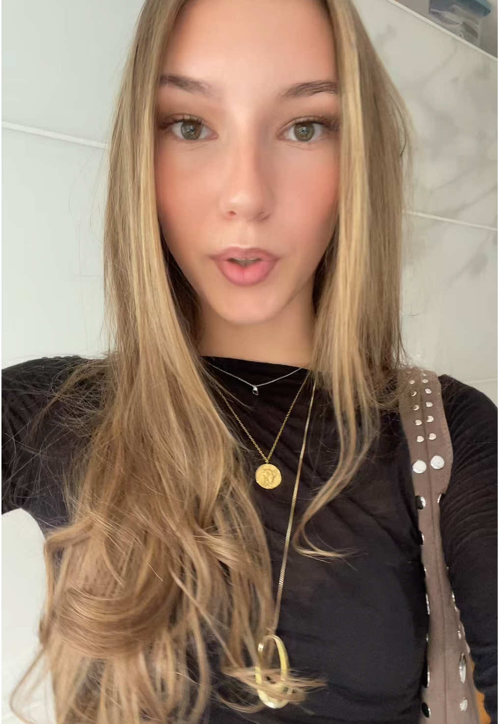 @annimarikli