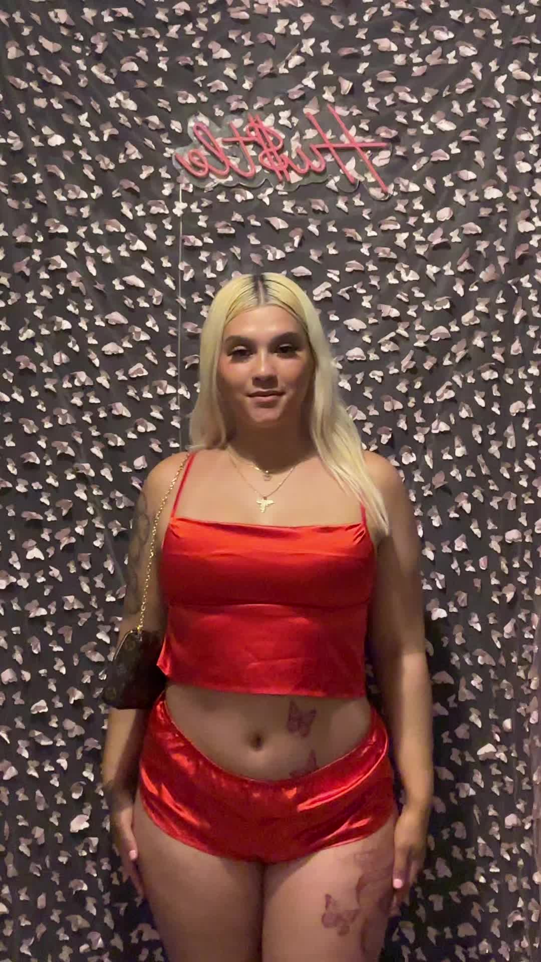 @Beautiful Mikayla