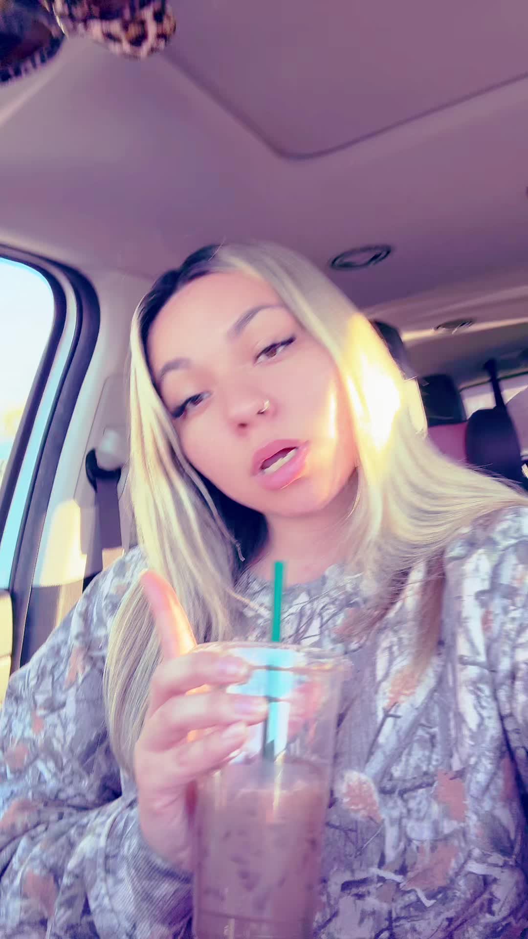 @Victoria🤍