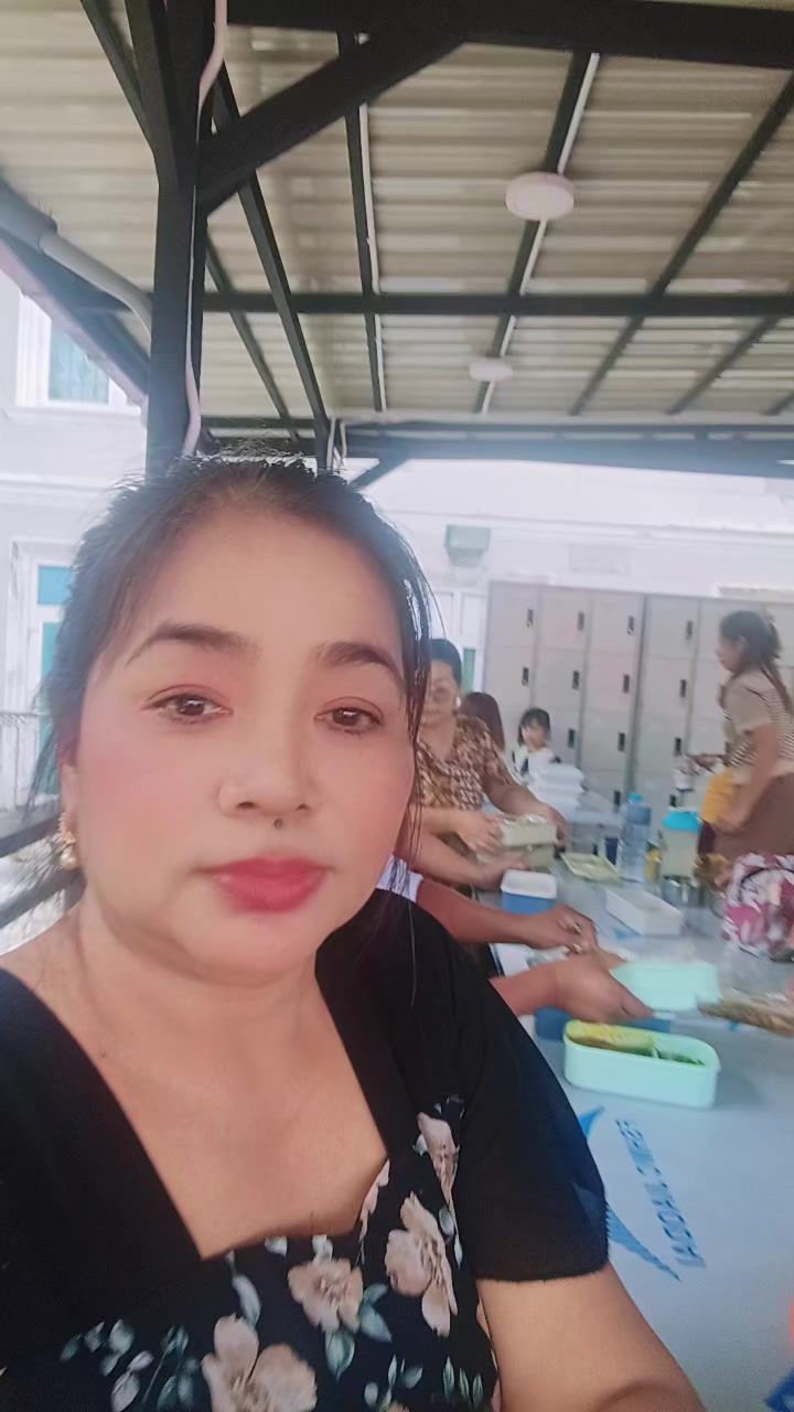 @Sandar_Thein_Official