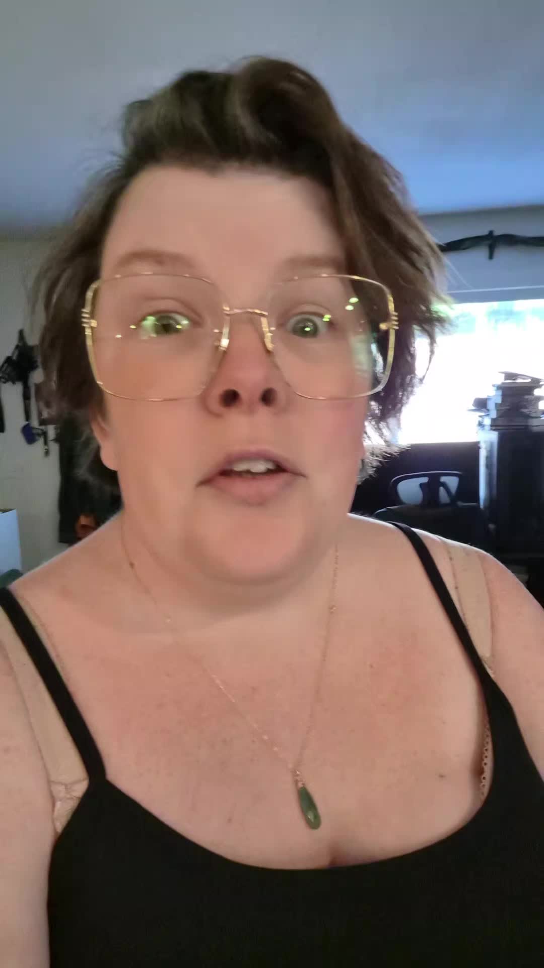 @Nealashitposts