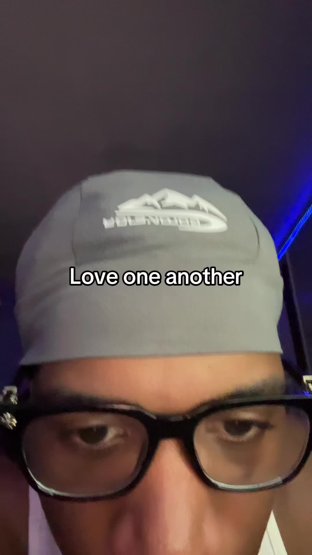 @2Lit
