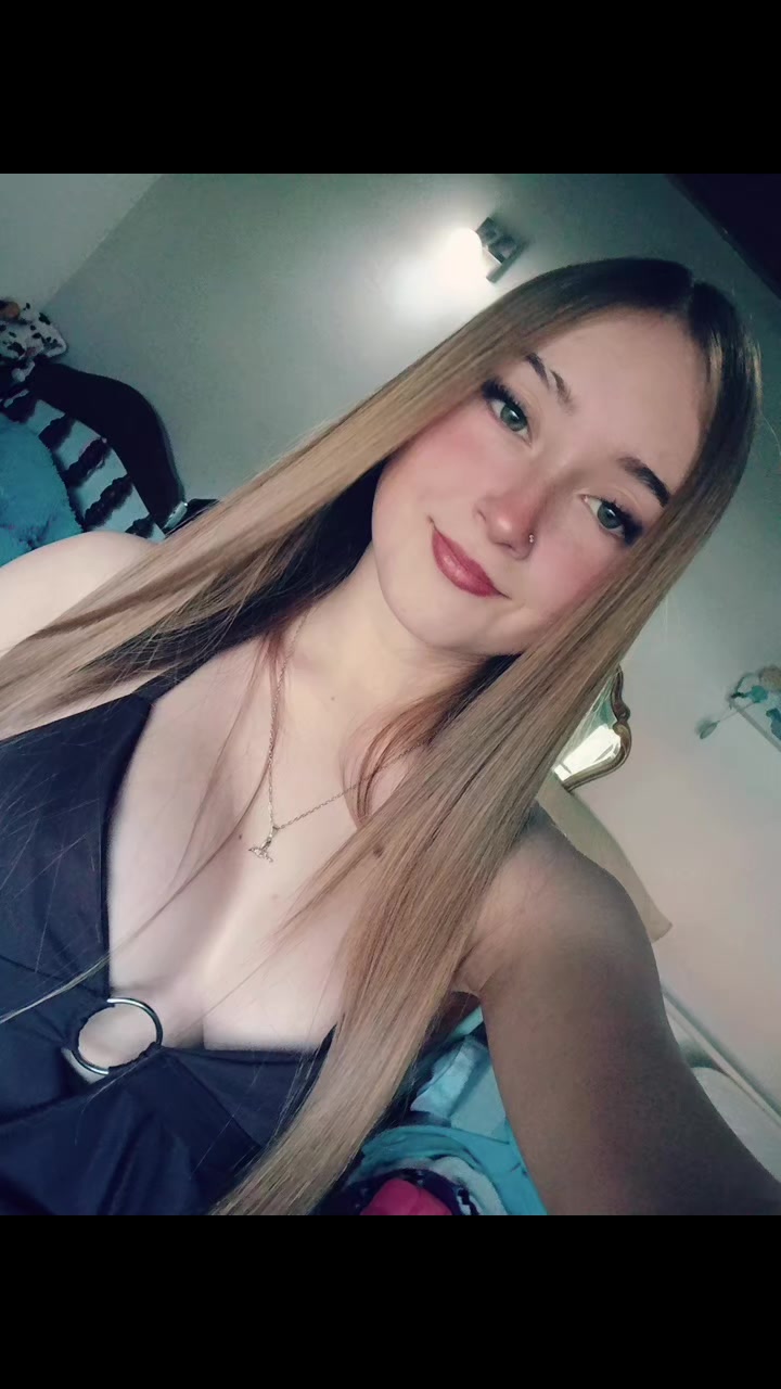 @𝓐𝓇𝒾𝒶𝓃𝒶