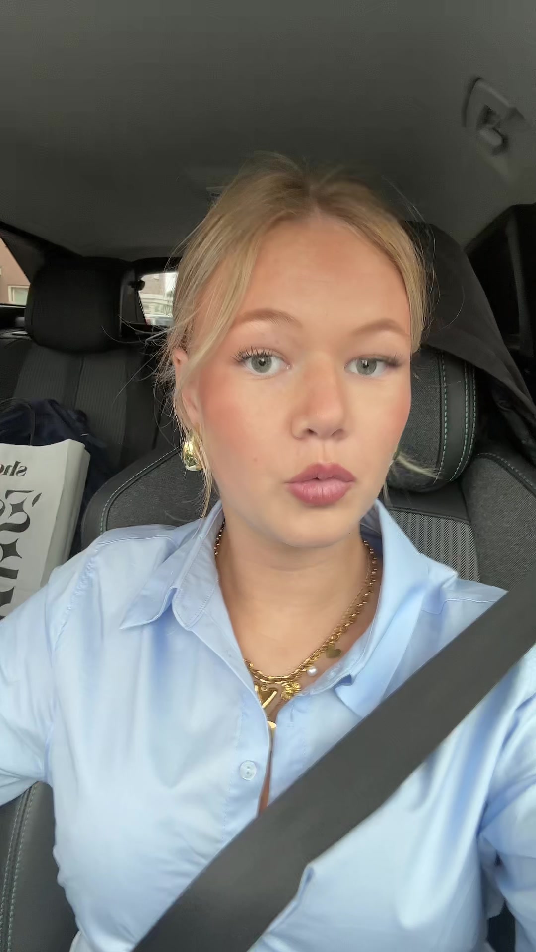 @𝐒𝐚𝐧𝐧𝐞🌞🌺🍸