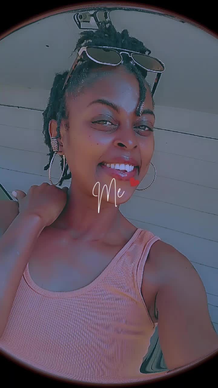 @MoMoney